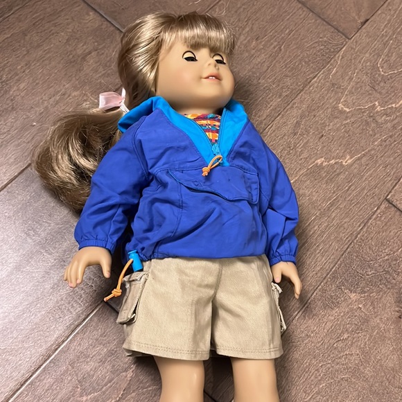 American Girl Doll Blonde Hair, Hazelnut Eyes - Picture 3 of 9